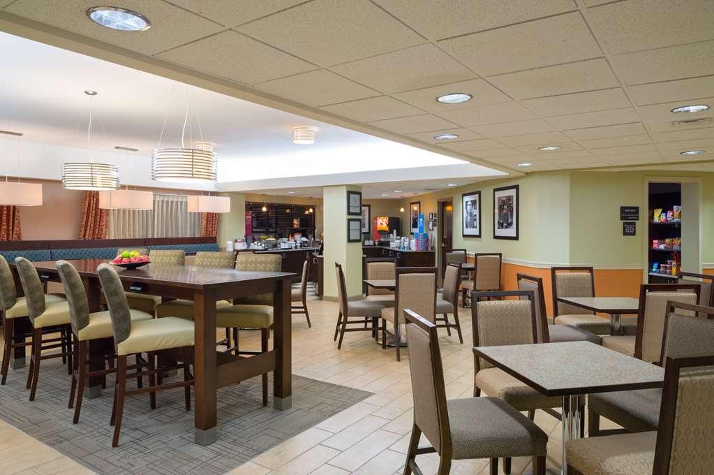 Larkspur Landing Carlisle Hotel Restaurant foto