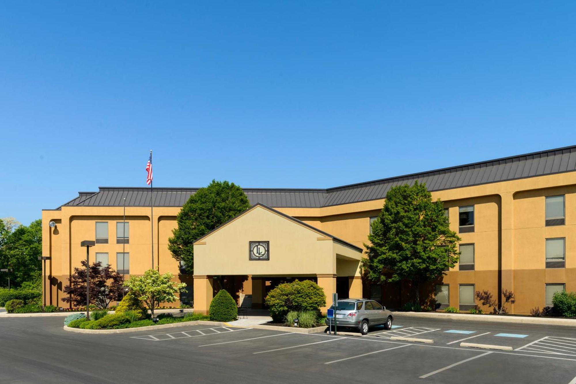 Larkspur Landing Carlisle Hotel Buitenkant foto