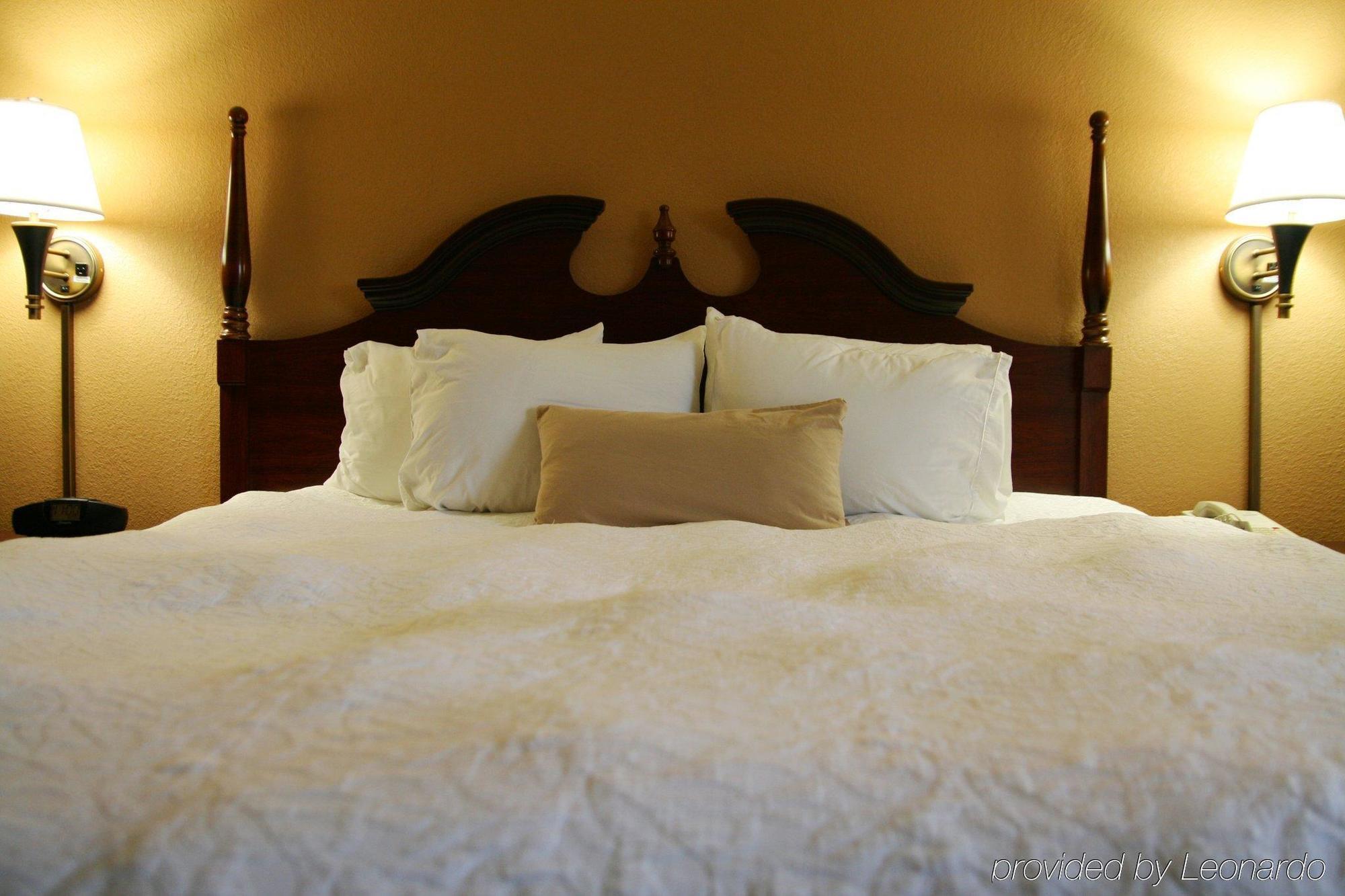 Larkspur Landing Carlisle Hotel Buitenkant foto